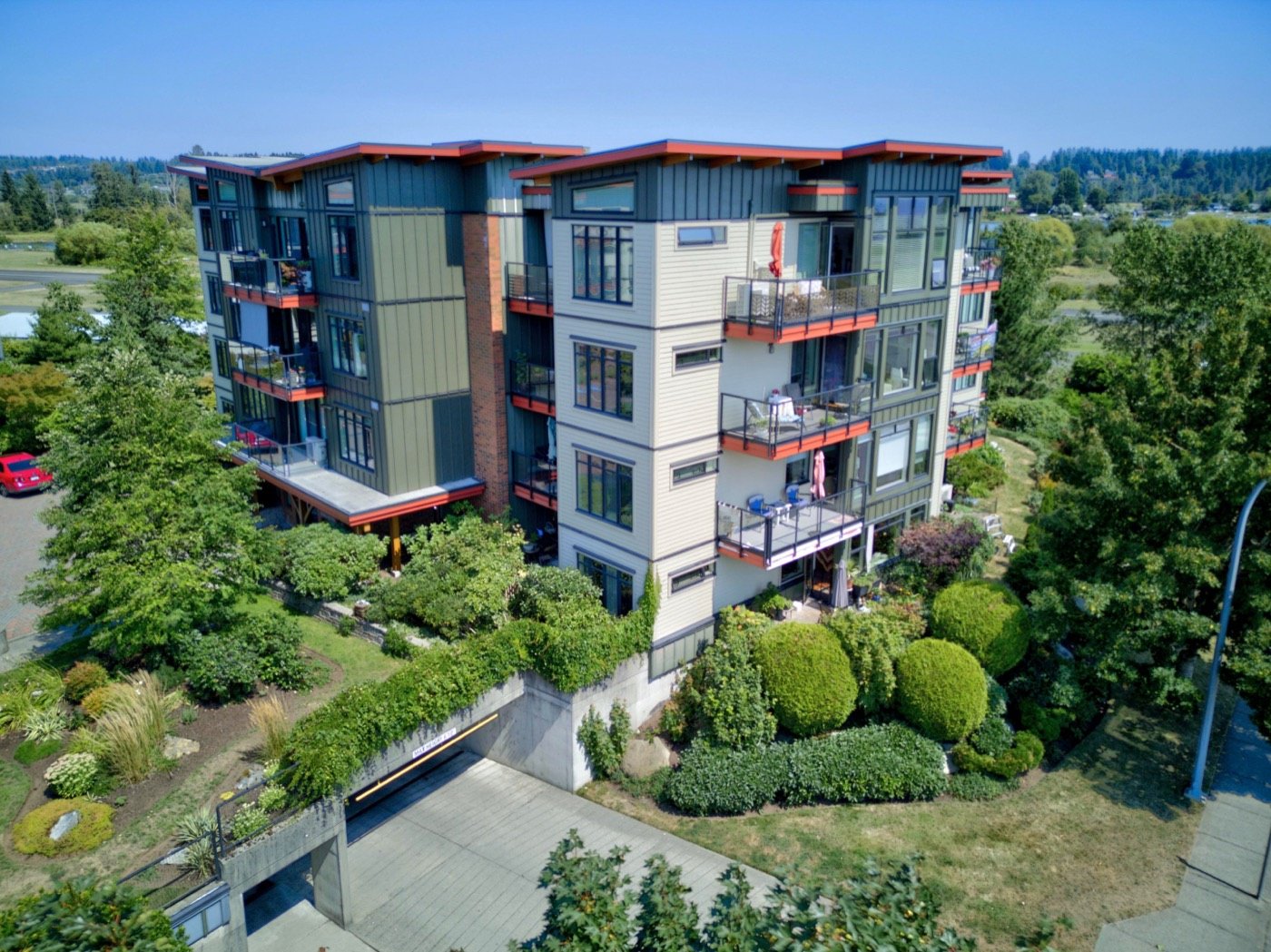 Aerial photo of a condo building, original